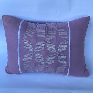 Kohl’s Department Store 12in x 16in Accent Decorative Throw Pillow
